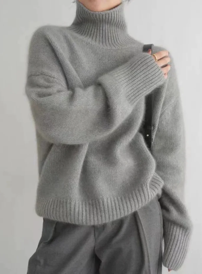 Clio | Turtleneck Sweater