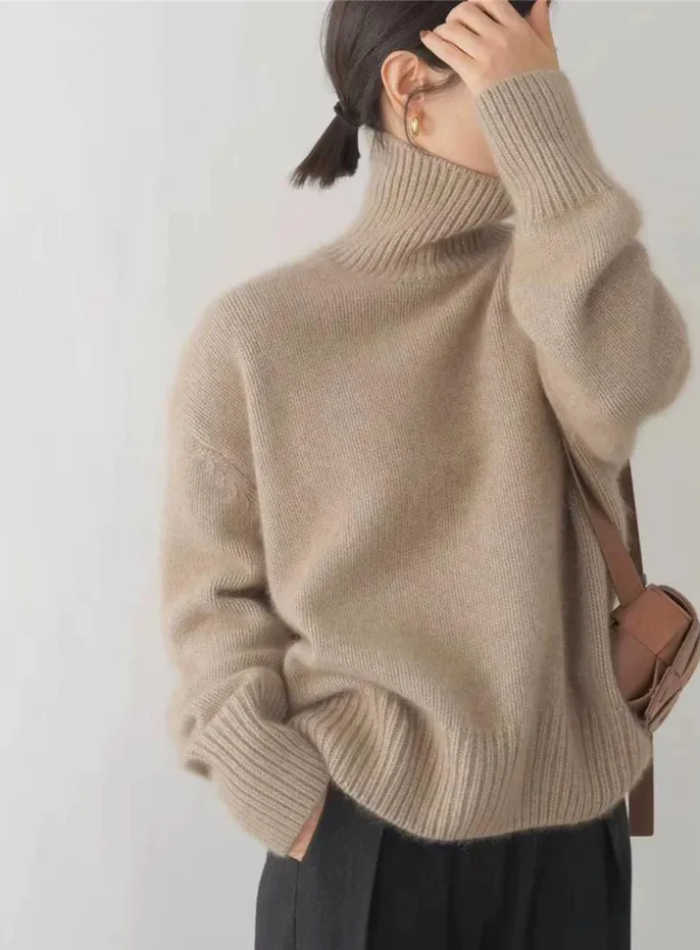 Clio | Turtleneck Sweater