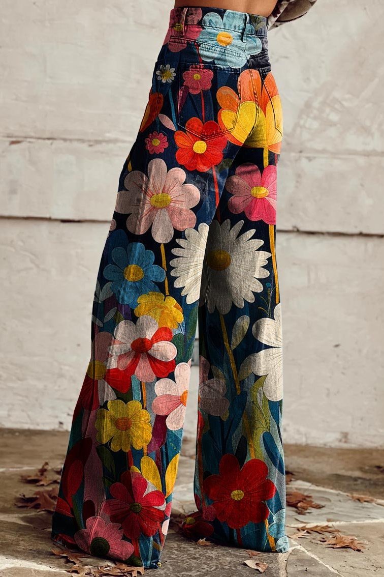 Stephanie | Flared pants with floral pattern